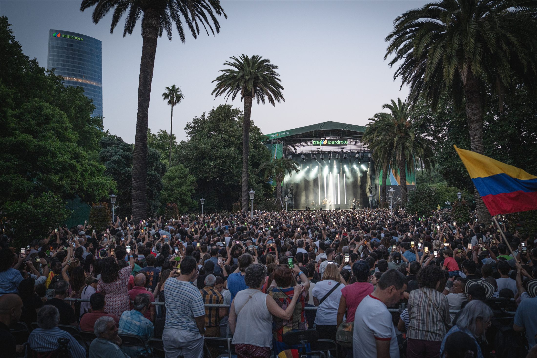 Público disfrutando del Iberdrola Music Festival en Bilbao - fotografía de Noland Live